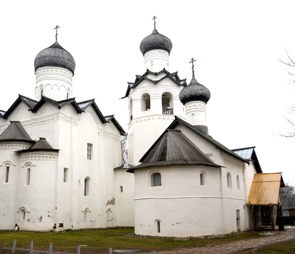 Monasterio de Transfiguración en Staraya Russa Imágenes De Stock Sin Royalties Gratis