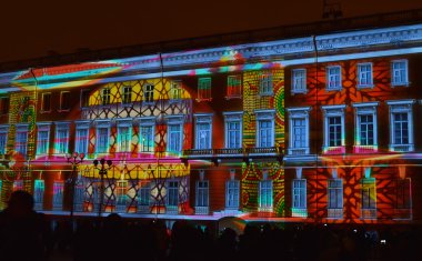 Noel ışık ve müzik gösterisi, St. Petersburg.