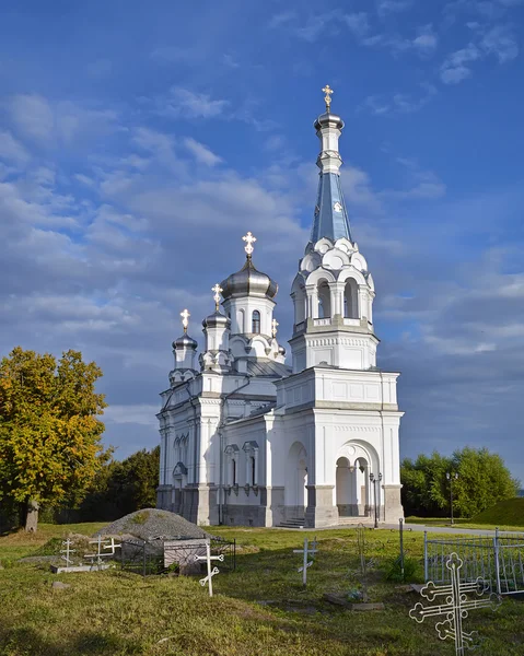 Церковь Святой мученицы Царицы Александры в Низино.Петергоф . — стоковое фото