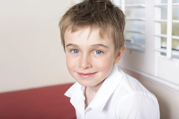 Five years old child at home — Stock Photo, Image