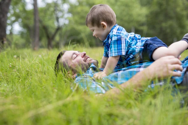 Vader en zijn zoon — Stockfoto