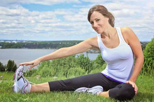 Una donna sportiva — Foto Stock