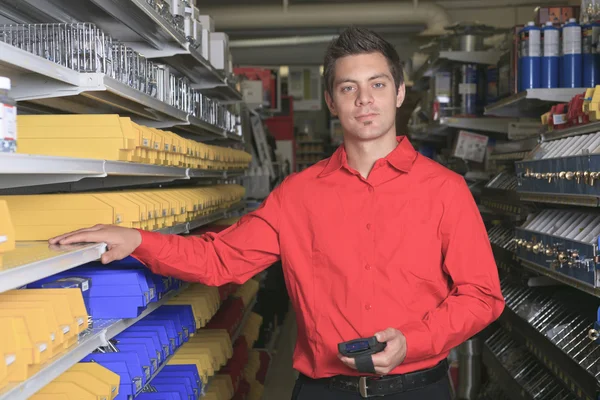 Hardware store employee — Stock Photo, Image