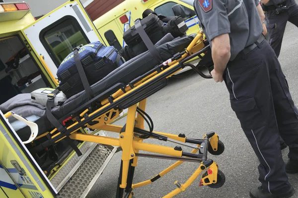 Paramedicus werknemer — Stockfoto