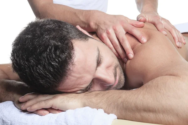 Mann erhält Shiatsu-Massage von einem professionellen Masseur im Spa — Stockfoto