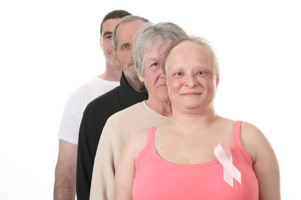 Женщина с логотипом рака груди — стоковое фото