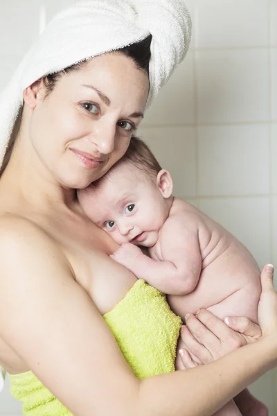 Young mother and toddler — Stock Photo, Image