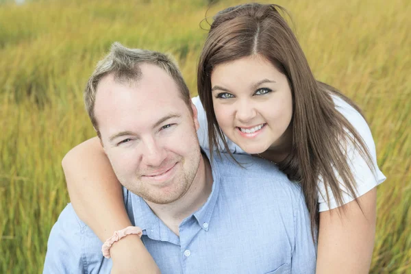 Young happy couple on summer season — Stock Photo, Image