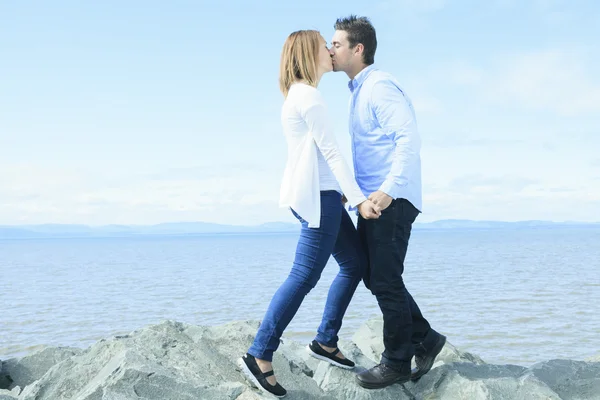 Young happy couple on summer season — Stock Photo, Image