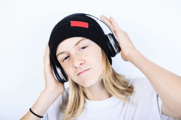 Young man enjoying music — Stock Photo, Image