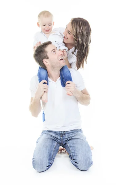 Familie met zijn twee bovenliggende geïsoleerd op witte achtergrond — Stockfoto