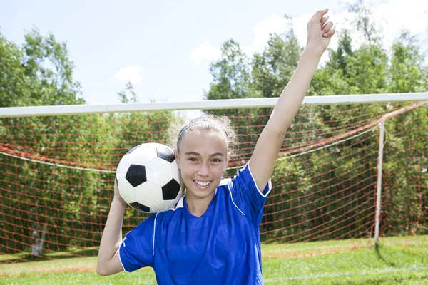 10 代青少年サッカー — ストック写真