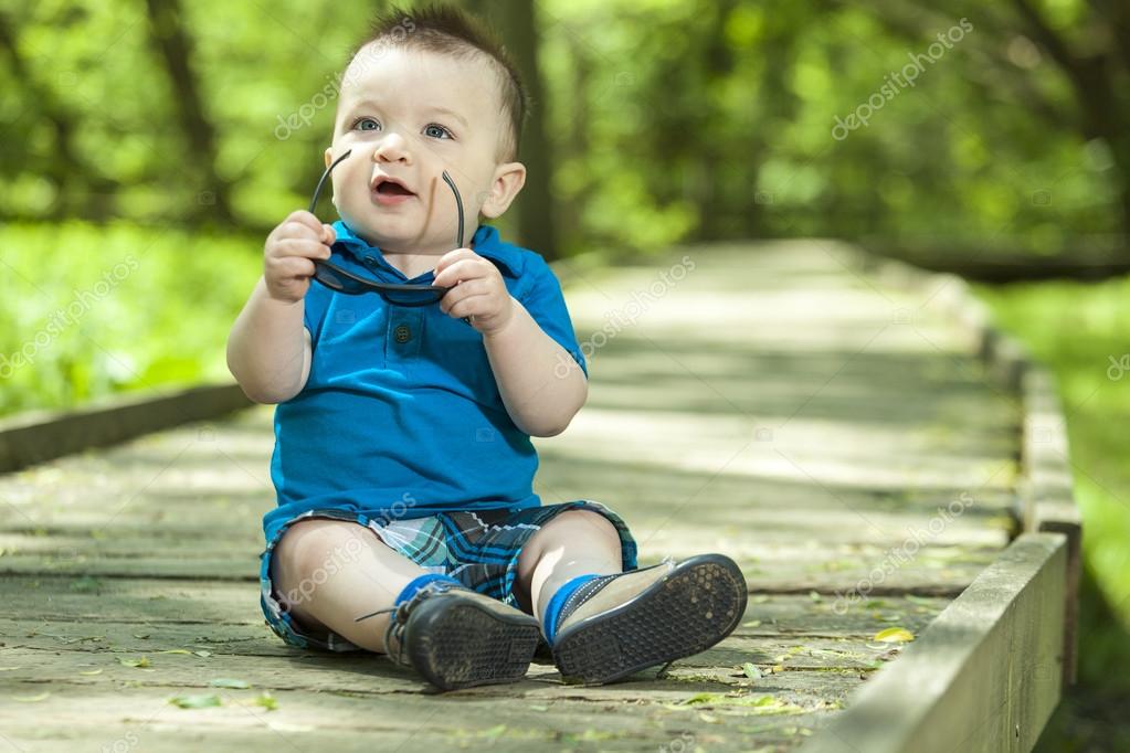 11 месяцев ребенку. 11 месяцев ребенку фото. 11 месяцев ребенку. 11 месячный ребенок. Младенец 11 месяцев.