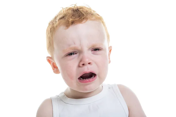 Bebé niño retrato grito aislado blanco fondo — Foto de Stock