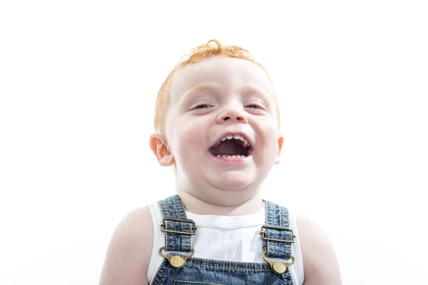 Retrato de bebé niño sobre un fondo blanco aislado —  Fotos de Stock