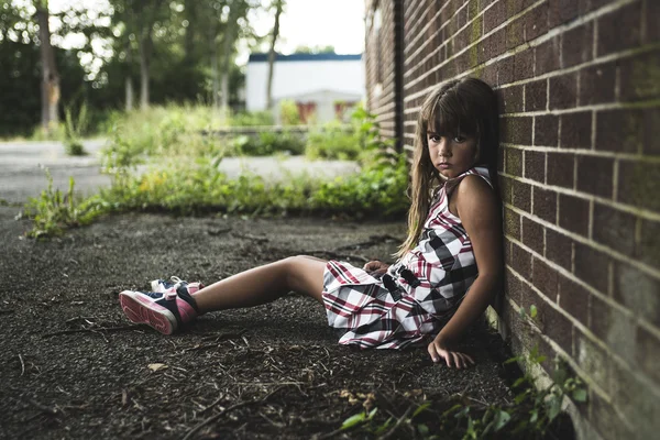 Åtta år gamla skolflicka — Stockfoto