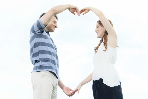 A couple outside having fun together outside — Stock Photo, Image