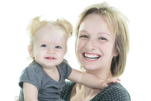 Muito bonito família bebê e mãe no estúdio fundo branco — Fotografia de Stock