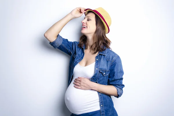 Hermoso Retrato de mujer embarazada joven —  Fotos de Stock