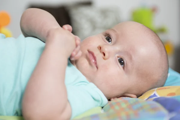 Čtyř měsíců věku dítěte — Stock fotografie