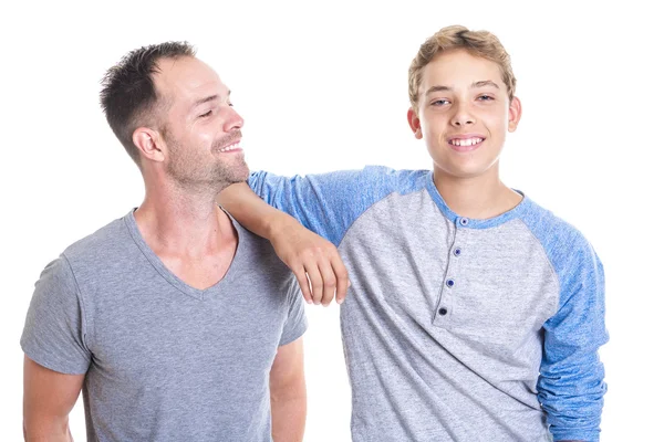 Beau-père et fils isolés sur fond blanc — Photo