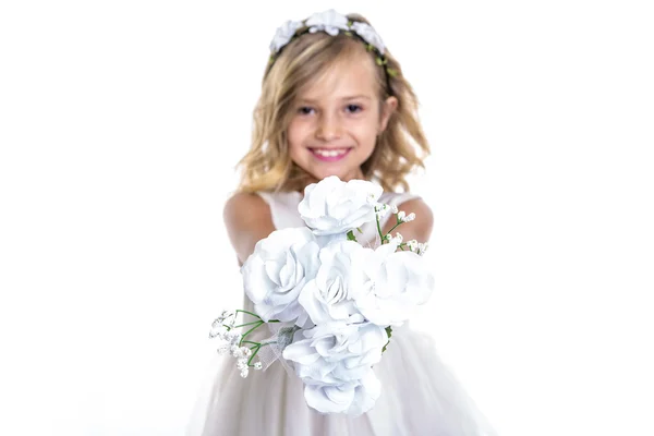 Menina vestido branco — Fotografia de Stock