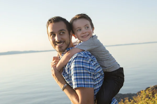 Father with is son at the sunset — Stock Photo, Image