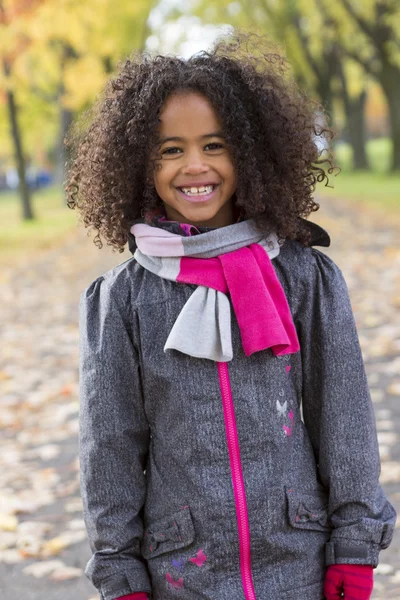 Dítě na podzim portrét — Stock fotografie
