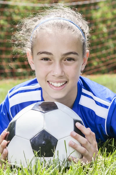 Tiener jeugd voetbal — Stockfoto