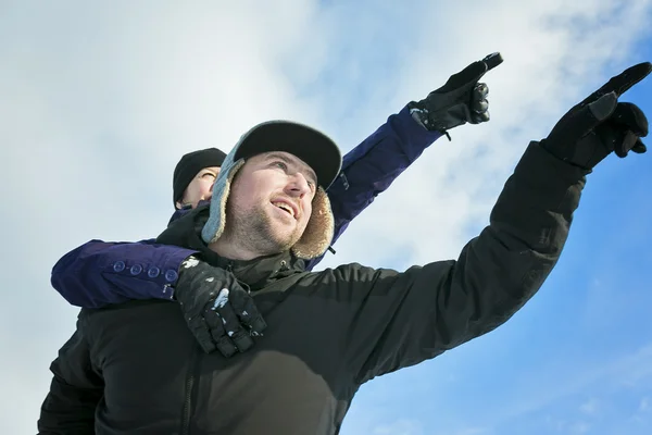 Happy Couple Having Fun Outdoors. Snow. Winter Vacation. Outdoor — Stock Photo, Image