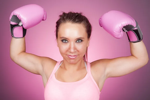 Kampf um Brustkrebssymbol auf rosa Hintergrund — Stockfoto