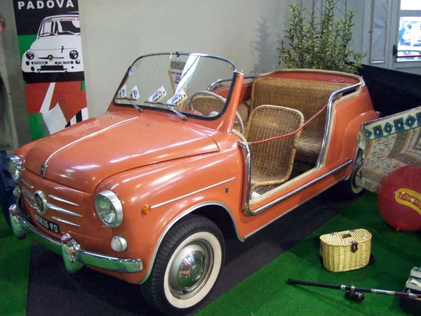 Fiat 600 Jolly Ghia — Stockfoto