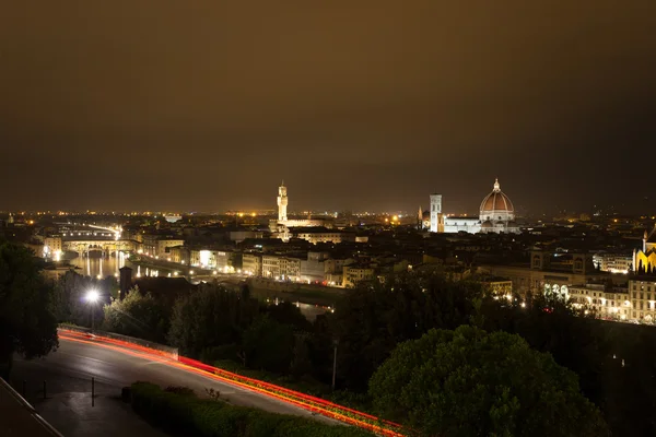 Floransa gece görünümü