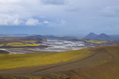 Landmannalaugar bölgesi, Fjallabak Doğa Rezervi, İzlanda. Renkli dağlar