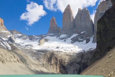 Las Torres üssü, Torres del Paine, Şili. Şili Patagonya manzarası.