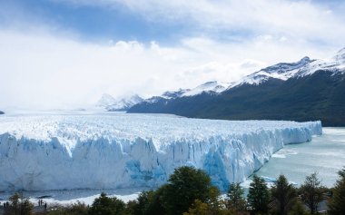 Perito Moreno buzulu manzarası, Patagonya manzarası, Arjantin. Patagonya simgesi