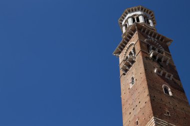 Kule Verona, İtalya