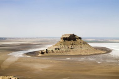 Mangystau bölgesi, Karyn Zharyk depresyonu, Kazakistan. Orta Asya manzarası