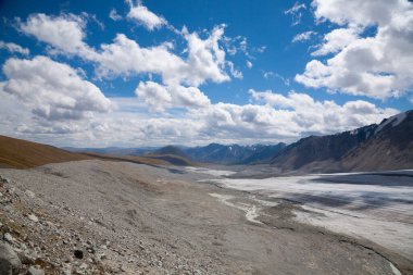 Altai tavan bogd ulusal park manzarası, Moğolistan. Potanin Buzulu Görünümü