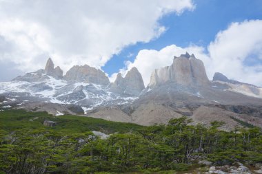 Fransız Vadisi manzarası, Torres del Paine Ulusal Parkı, Şili. Cuernos del Paine. Şili Patagonya