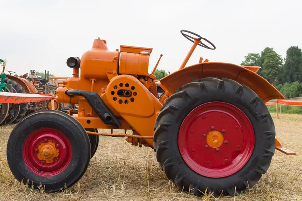 Stary traktor detal — Zdjęcie stockowe