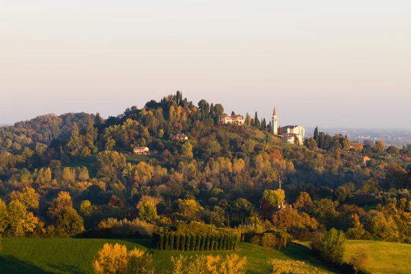 Jesień panoramę wzgórz, włoskiego krajobrazu — Zdjęcie stockowe