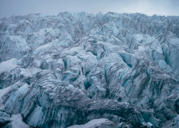 Coleman Buzulu Kuzey Şelaleleri