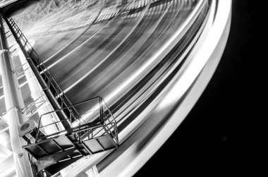 Seattle Dönme Dolap Mono Siyah ve Beyaz Soyut