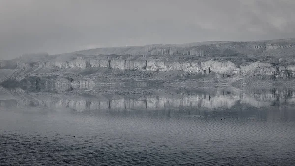 Sabun Gölü Panorama - Grant County, Washington.