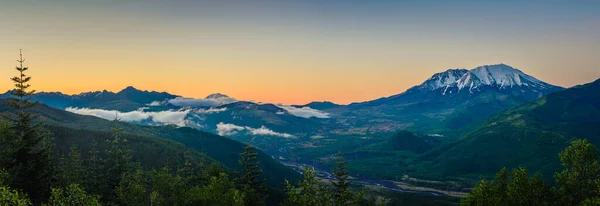 Sunrise Panorama - St. Helens Dağı, Washington