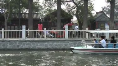 Pekin'de Hau Hai alanında tekneler