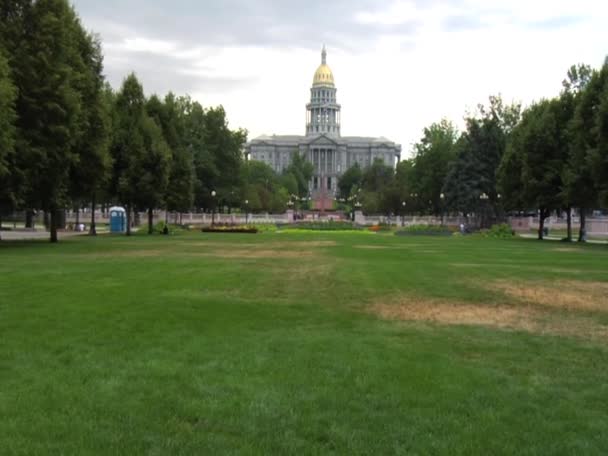 Na zewnątrz w Denver Colorado State Capitol Building — Wideo stockowe