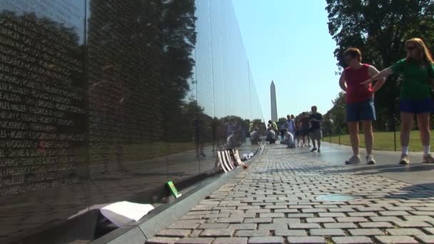 Vietnam Veterans Memorial in Washington Dc — Stockvideo