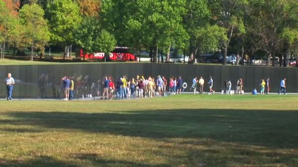 Vietnam Veterans Memorial in Washington Dc — Stockvideo